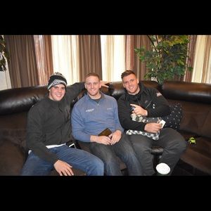 Meet your Posher, Cameron